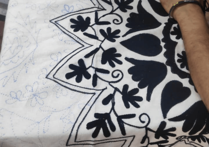 スザニ刺繍の模様