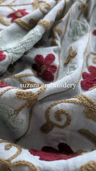 スザニ刺繍の一点物パンツ・洋服｜ラフマット（Suzani Closet